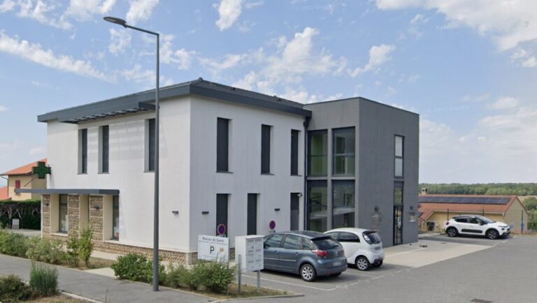 Local Maison De Sante LE GRAND SERRE